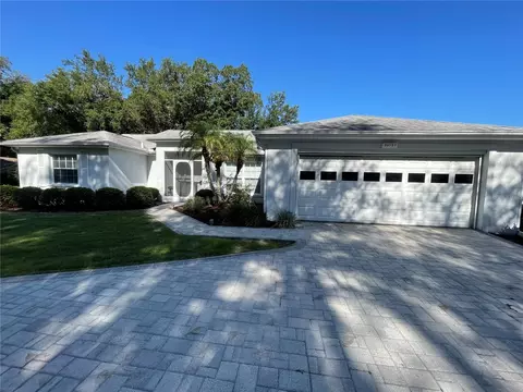 25727 Glen Eagle Dr, Leesburg, FL 34748