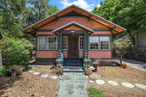 959 E 5th Ave, Mount Dora, FL 32757