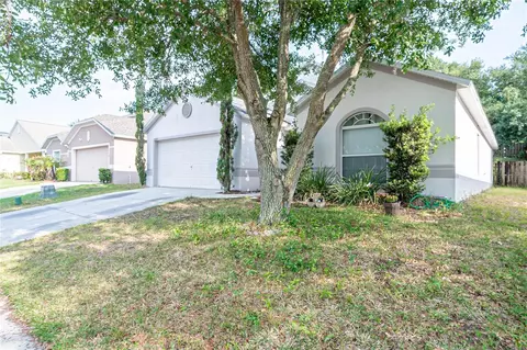2038 Newtown Rd, Groveland, FL 34736
