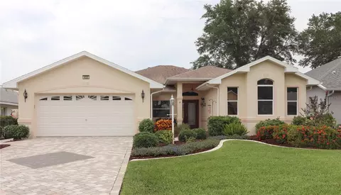 4520 Glen Coe St, Leesburg, FL 34748