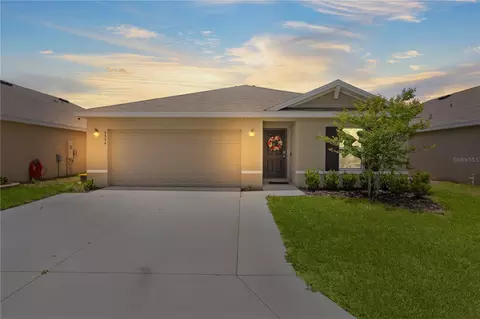 8554 Triumph Cir, Wildwood, FL 34785