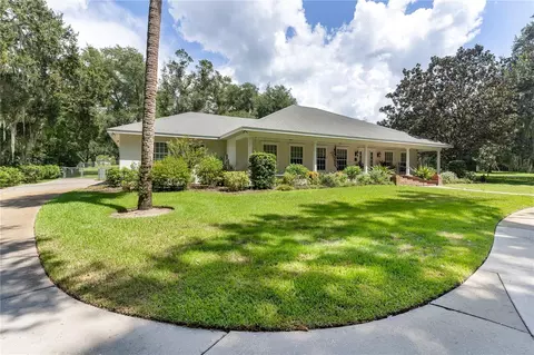 6833 Tuscawilla Dr, Leesburg, FL 34748