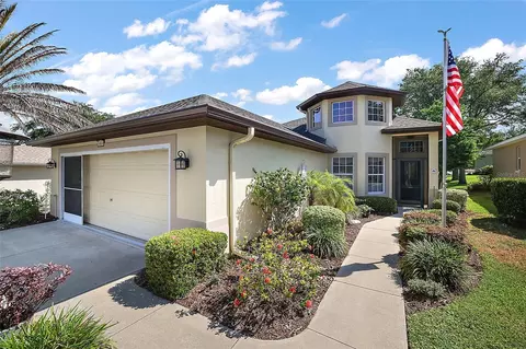 5059 China Sea Dr, Tavares, FL 32778