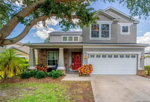 435 Misty Oaks Ln, Eustis, FL 32736