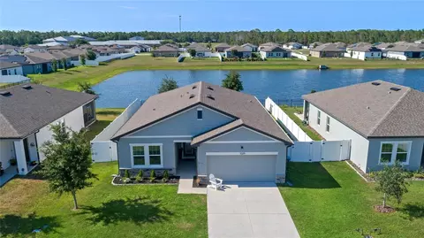 1029 Wanderer Dr, Deltona, FL 32738