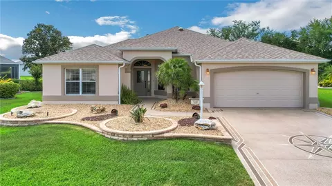2127 Barbosa Ct, The Villages, FL 32159