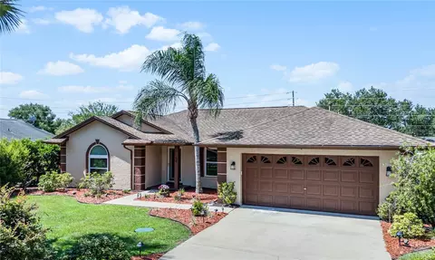 15610 Charter Oaks Trl, Clermont, FL 34711