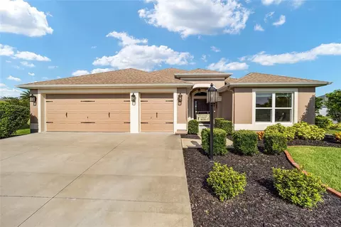 4028 Wolf Ln, The Villages, FL 32163