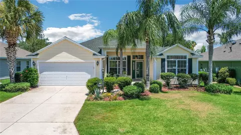 1099 Sayle St, The Villages, FL 32162