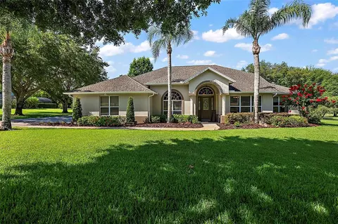 7654 Lake Angelina Dr, Mount Dora, FL 32757