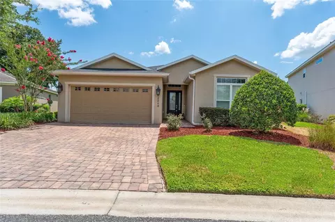 5048 Neptune Cir, Oxford, FL 34484