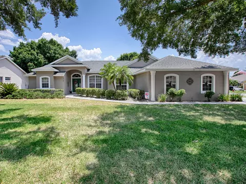 3140 Westgate Dr, Eustis, FL 32726
