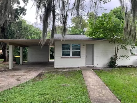 1708 High St, Leesburg, FL 34748