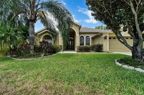 Exterior - 13144 Coldwater Loop, Clermont, FL 34711 photo 2 of 6