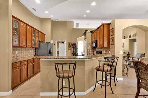 Kitchen - 13144 Coldwater Loop, Clermont, FL 34711 photo 9 of 9