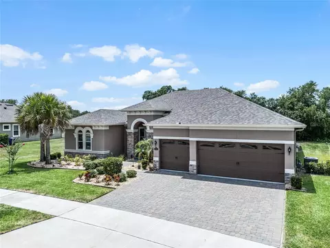 111 Harvest Gate Blvd, Groveland, FL 34736