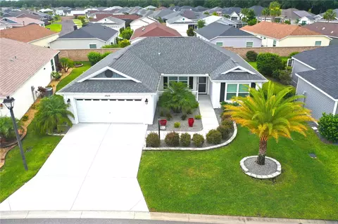 4989 Mclaughlin Ter, The Villages, FL 32163
