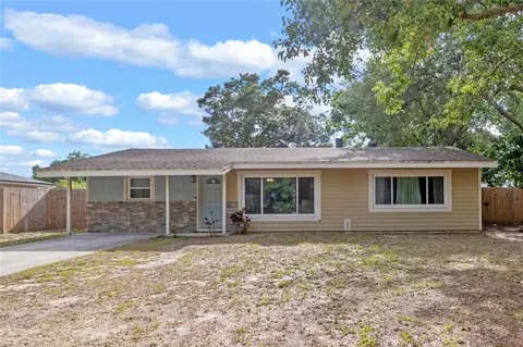 110 Alexandria Ave, Minneola, FL 34715