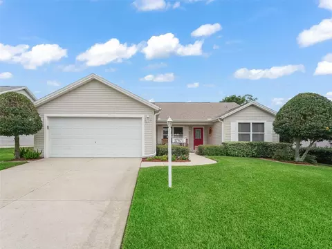 17871 SE 86th Oak Leaf Ter, The Villages, FL 32162