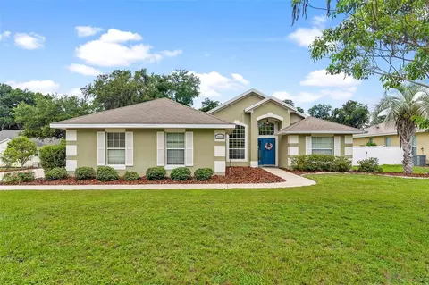 2000 Meadowside Dr, Eustis, FL 32726