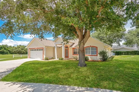 2722 Cotton Ct, Eustis, FL 32726