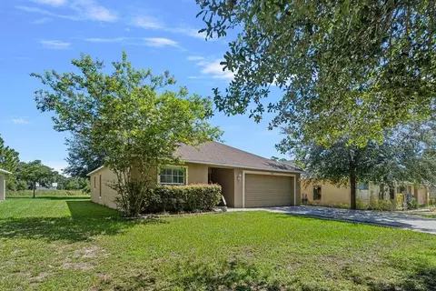 1225 Osprey Nest Cir, Groveland, FL 34736