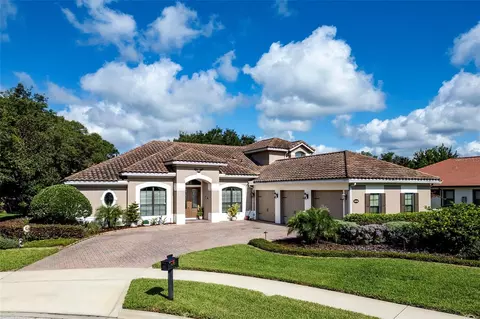 8692 Crested Eagle Pl, Sanford, FL 32771