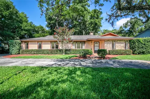 1502 Fahnstock St, Eustis, FL 32726