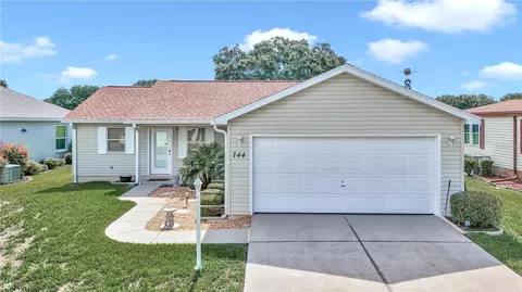 744 Turnberry Ln, The Villages, FL 32159