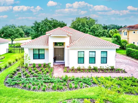 26212 Avenida Las Colinas, Howey In The Hills, FL 34737