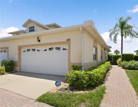 17316 Chateau Pine Way, Clermont, FL 34711