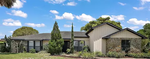 5245 Twin Palms Rd, Fruitland Park, FL 34731