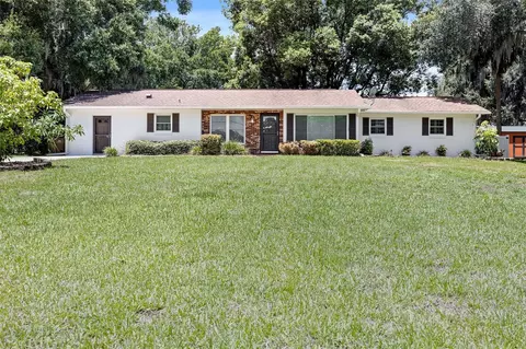 2407 N Griffin Dr, Leesburg, FL 34748