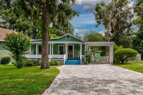 348 E 10th Ave, Mount Dora, FL 32757