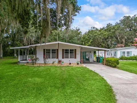 5514 Columbus Cir, Wildwood, FL 34785