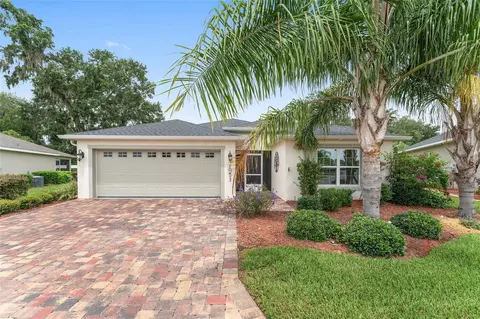 10413 Silver Maple Ave, Oxford, FL 34484