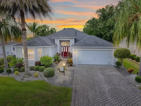 587 Cokesbury Dr, The Villages, FL 32162