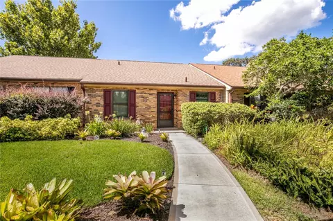 13 Cove Ln, Eustis, FL 32726