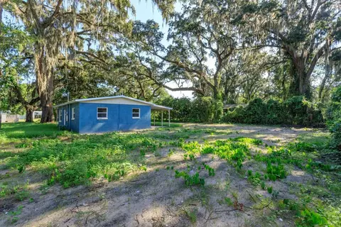 1079 SW 66th Pl, Bushnell, FL 33513