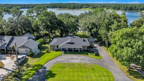 41239 Silver Dr, Umatilla, FL 32784