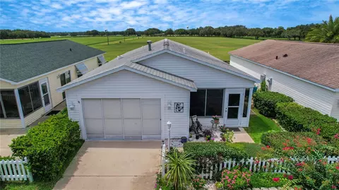 2807 Barboza Dr, The Villages, FL 32162