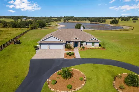 5488 Nantahala Ln, Lady Lake, FL 32159