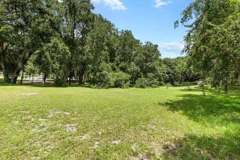 504 Dowling Cir, Lady Lake, FL 32159