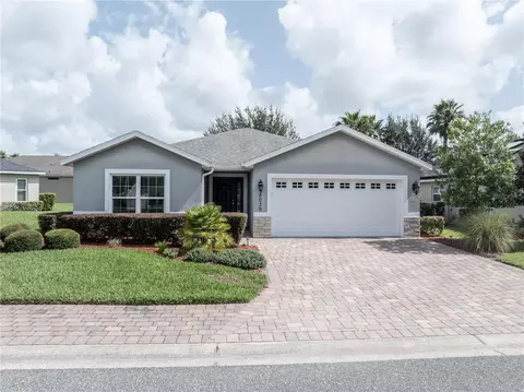 5039 Neptune Cir, Oxford, FL 34484