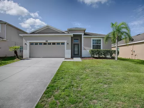 34111 Alameda Dr, Sorrento, FL 32776