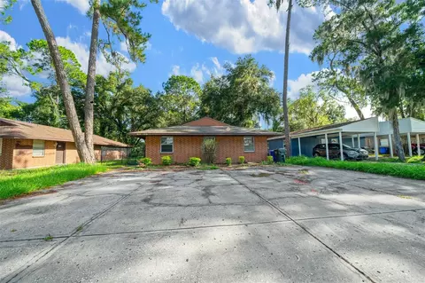 2565 2567 Chestnut Woods Dr, Lakeland, FL 33815