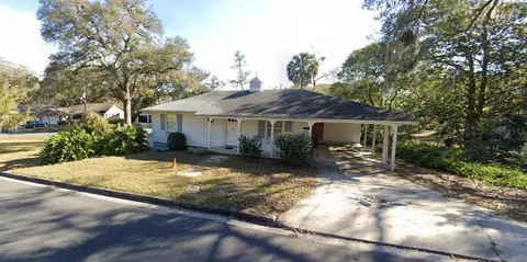 422 N Rossiter St, Mount Dora, FL 32757