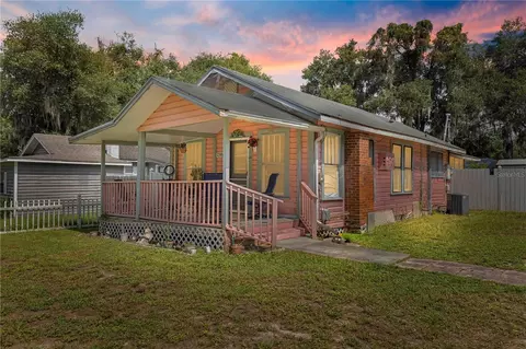 2308 Edgewater Ave, Leesburg, FL 34748