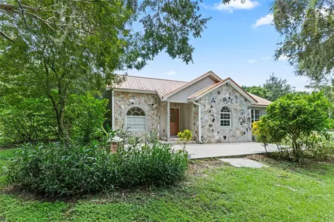 15015 S Highway 25, Weirsdale, FL 32195