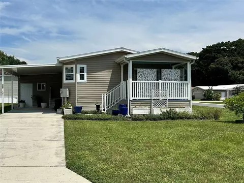 100 Crane Ct, Wildwood, FL 34785